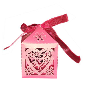 LC 002 Red Cube Heart Favour Box-3467
