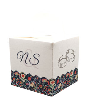 Personalised favour boxes