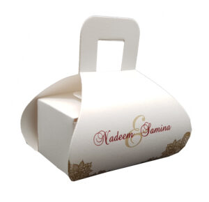 Flat pack favour boxes Cheap personalised chocolate wedding favours Gold print hand bag favor boxes