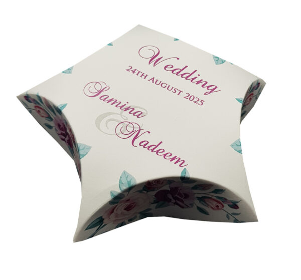 Star shape favour boxes Pink lilac floral printed table favour boxes