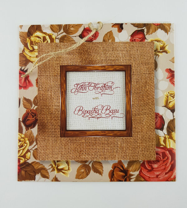 SC 2776 Twine and roses background pocket announcement-5054